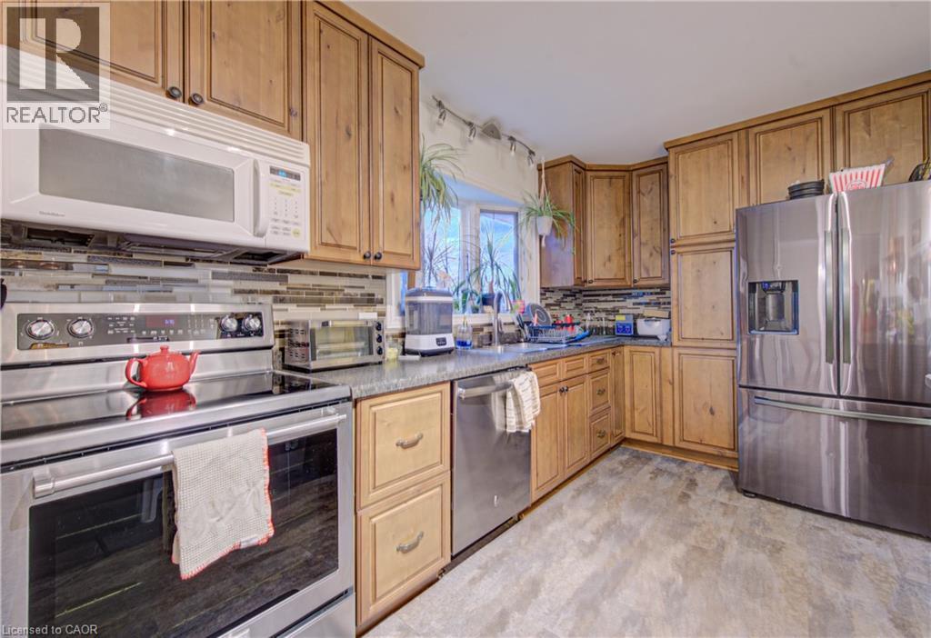 18 Gilston Parkway, Paris, Ontario  N3L 3K6 - Photo 7 - 40812988