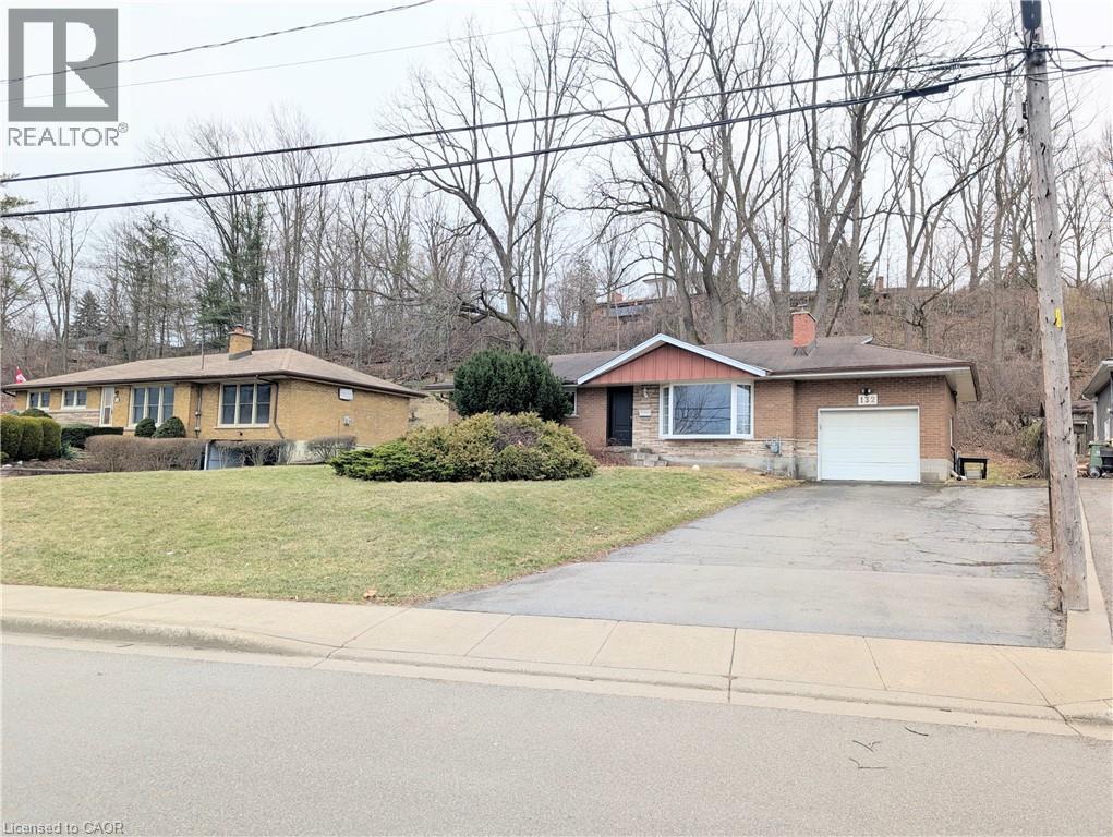 132 Pine Drive, Stoney Creek, Ontario  L8G 3B7 - Photo 2 - 40812963