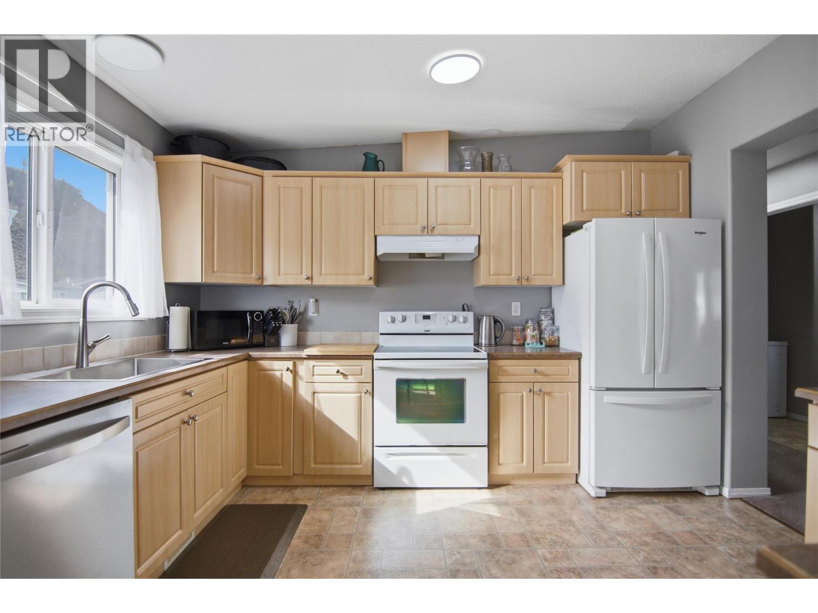 7545 Dallas Drive Unit# 13, Kamloops, British Columbia  V2C 6X5 - Photo 27 - 10379608