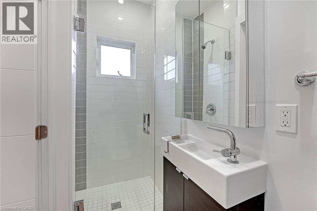 1415 Gerrard Street E, Toronto, Ontario  M4L 1Z5 - Photo 9 - 40812208