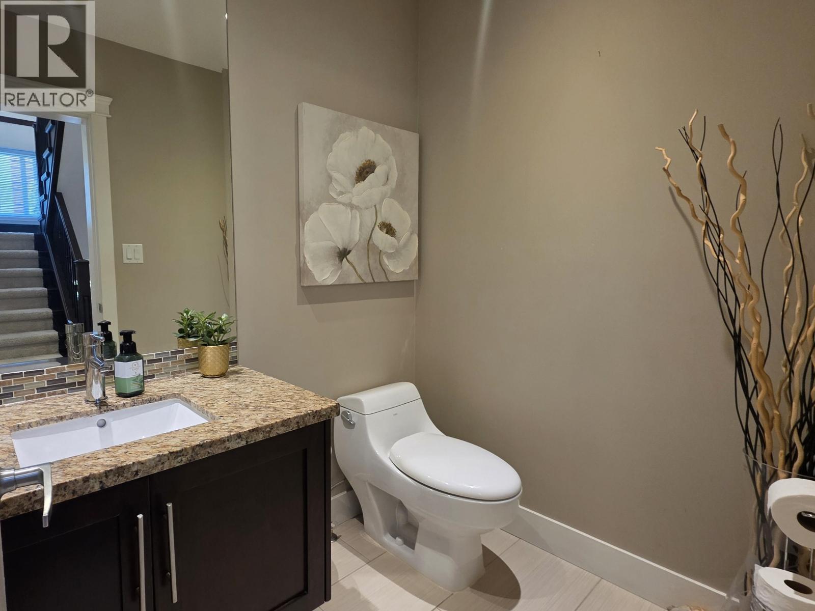 665 W 15th Street, North Vancouver, British Columbia  V7M 1T1 - Photo 20 - R3068716