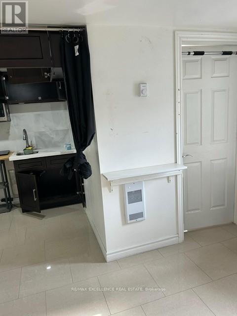 1114 College Street, Toronto, Ontario  M6H 1B6 - Photo 5 - C12893174