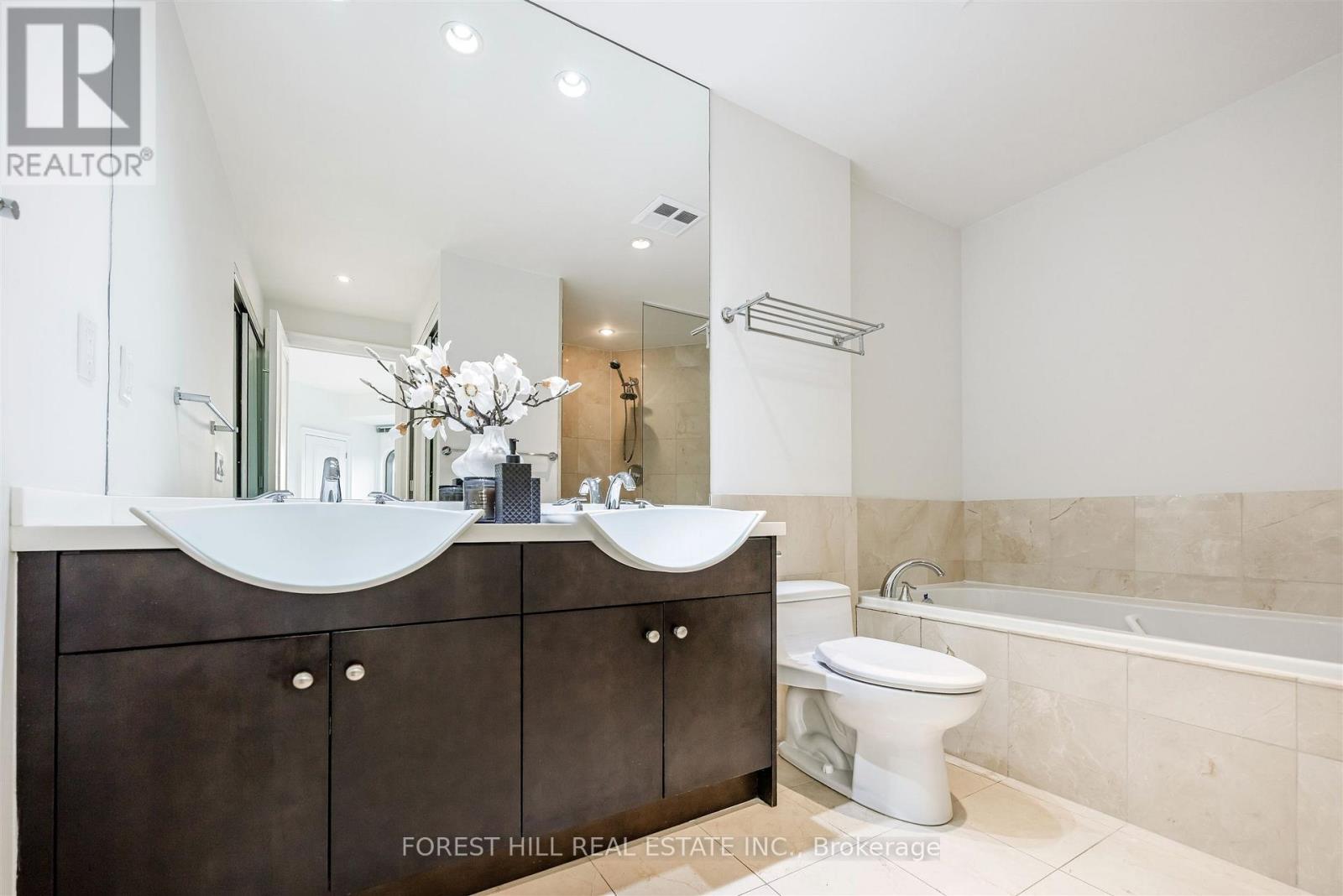 501 - 3 Mcalpine Street, Toronto, Ontario  M5R 3T5 - Photo 18 - C12893190