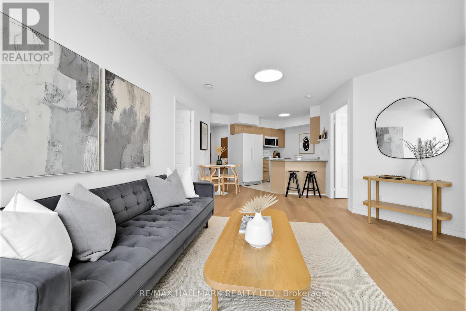 211 - 1730 Eglinton Avenue E, Toronto (Victoria Village), Ontario  M4A 1J7 - Photo 7 - C12893234