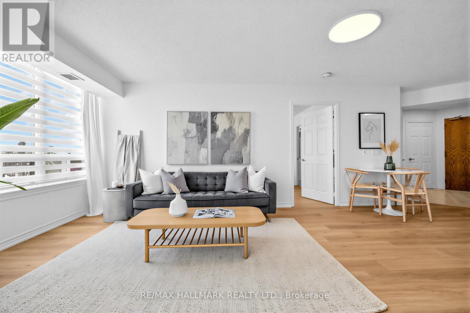 211 - 1730 Eglinton Avenue E, Toronto (Victoria Village), Ontario  M4A 1J7 - Photo 8 - C12893234