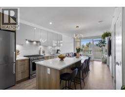 803 258 NELSON'S COURT, New Westminster, British Columbia