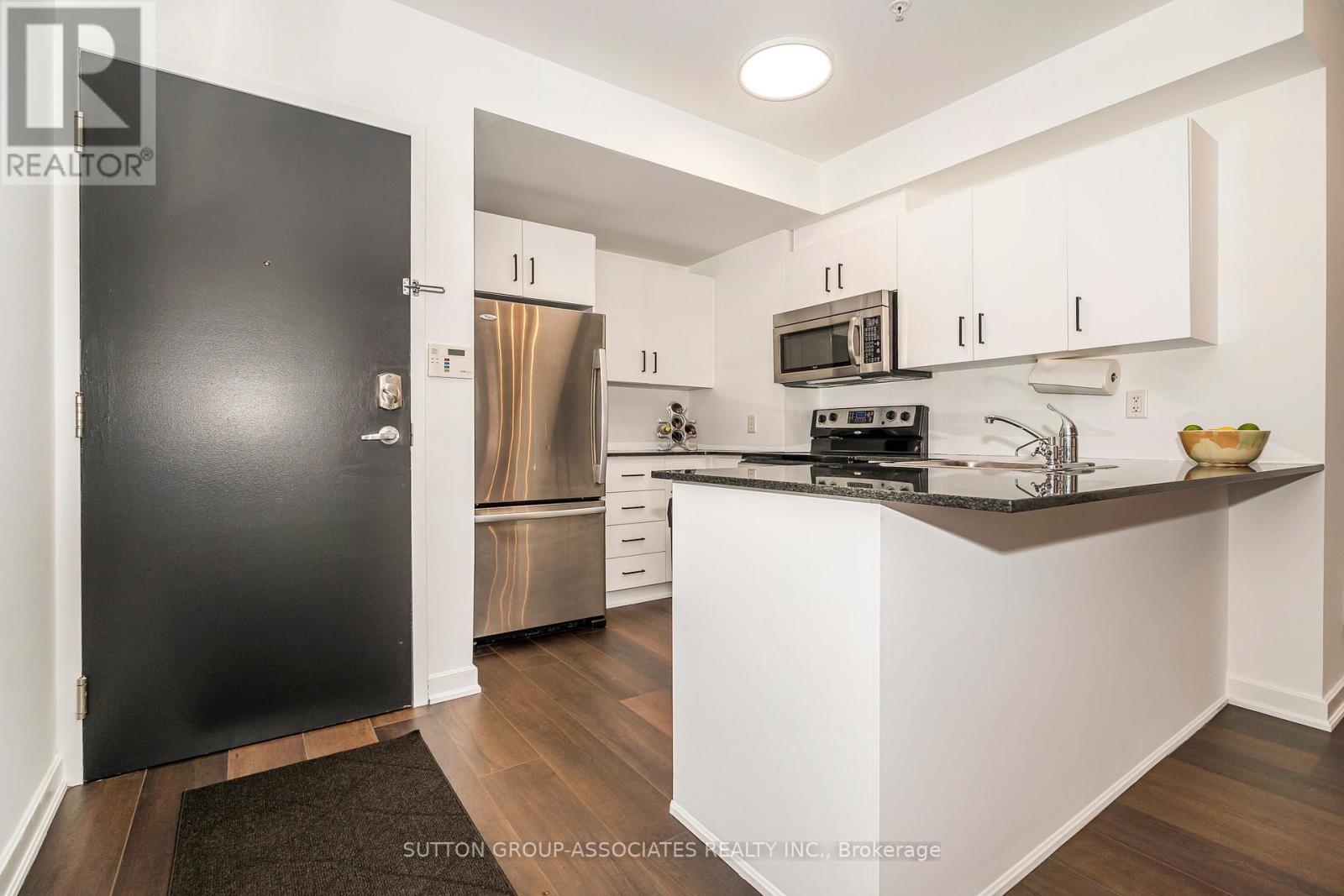 Ph7 - 539 Jarvis Street, Toronto, Ontario  M4Y 2H7 - Photo 3 - C12893242