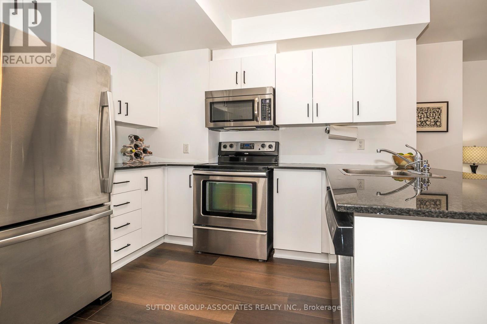 Ph7 - 539 Jarvis Street, Toronto, Ontario  M4Y 2H7 - Photo 6 - C12893242