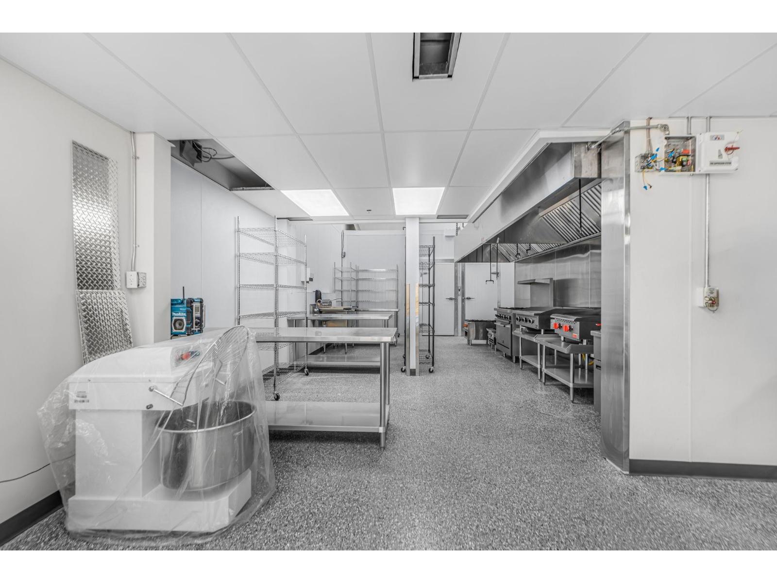 104 12889 84 Avenue, Surrey, British Columbia  V3W 0K5 - Photo 2 - C8076204