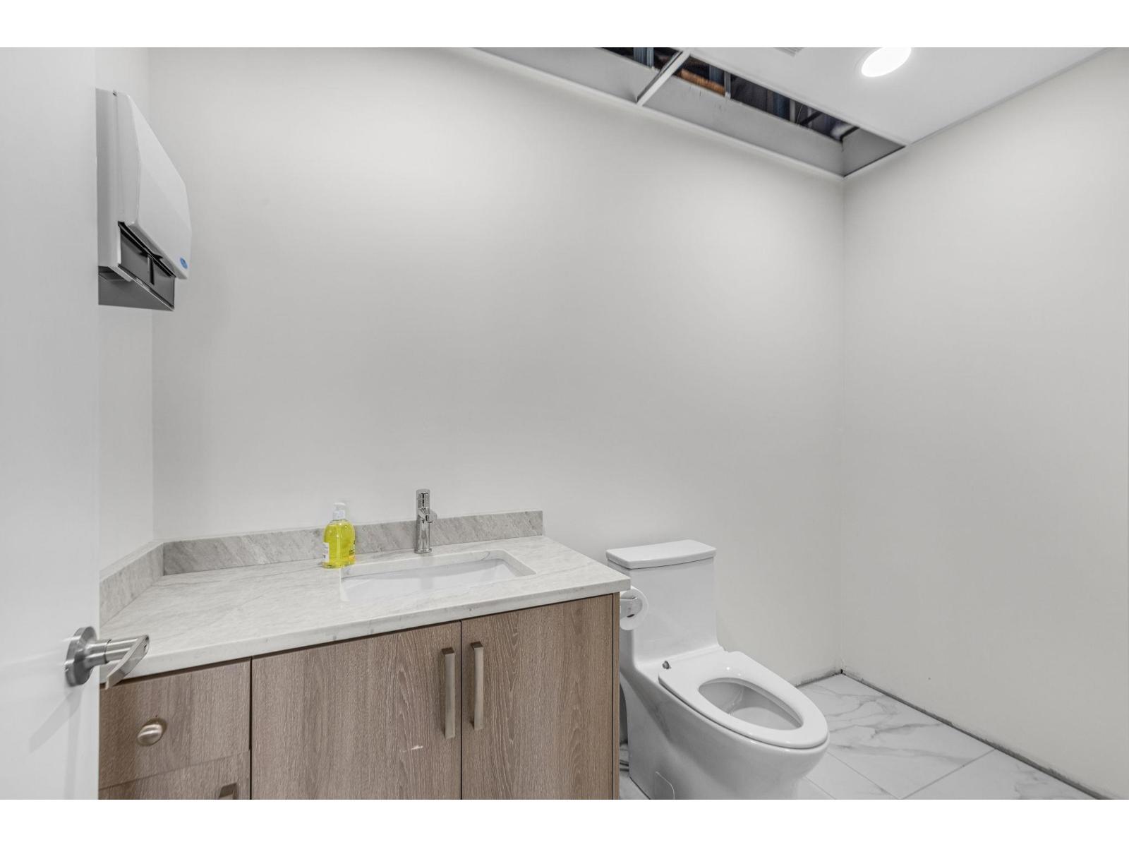 104 12889 84 Avenue, Surrey, British Columbia  V3W 0K5 - Photo 17 - C8076204