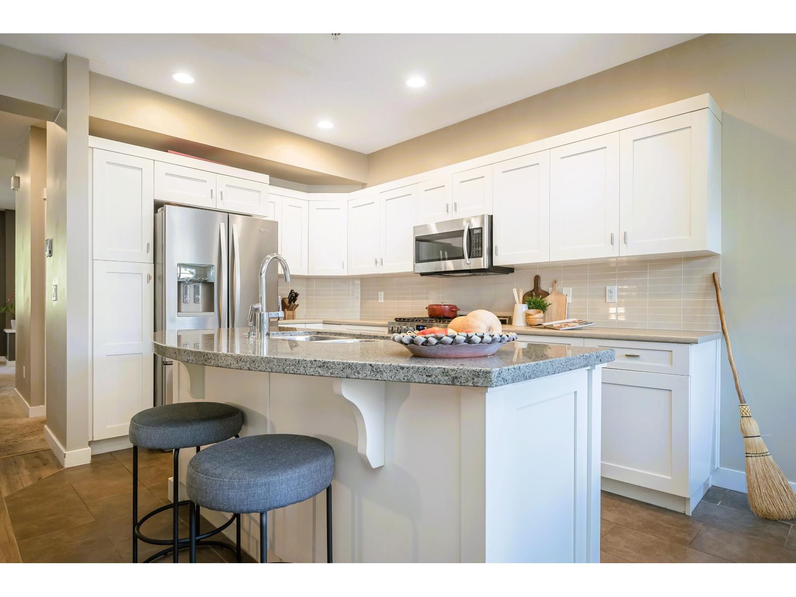 9352 Singh Street, Langley, British Columbia  V1M 4G2 - Photo 12 - R3084894