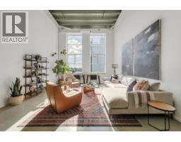 215 1220 E PENDER STREET, Vancouver, British Columbia