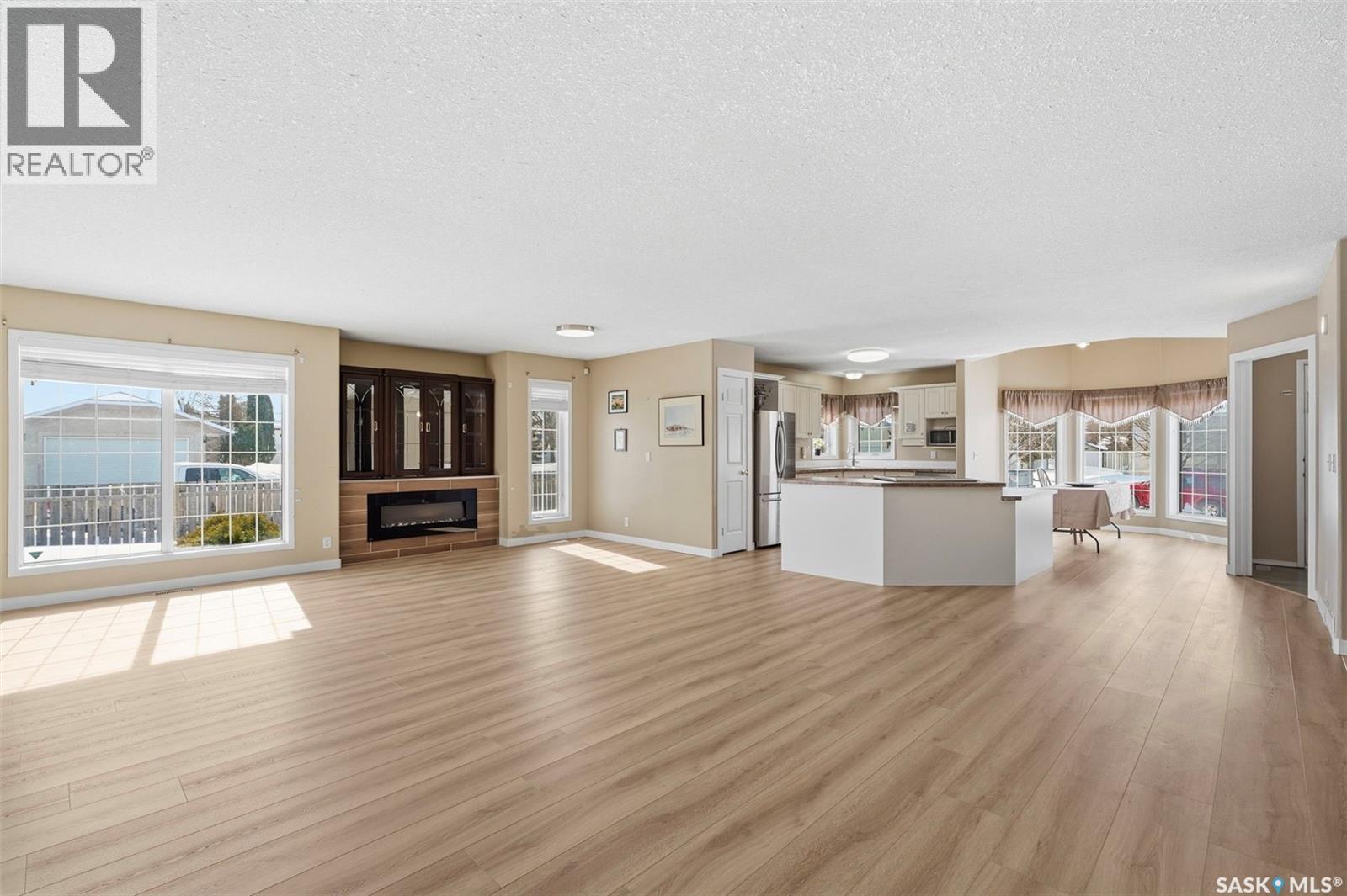 126 Hall Crescent, Saskatoon, Saskatchewan  S7L 7G6 - Photo 9 - SK030646