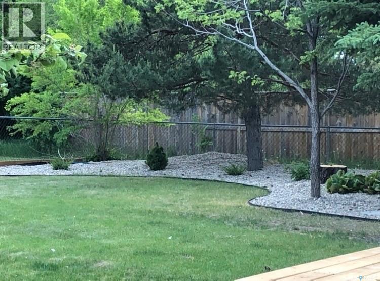 17 4th Avenue E, Neilburg, Saskatchewan  S0M 2C0 - Photo 21 - SK030596