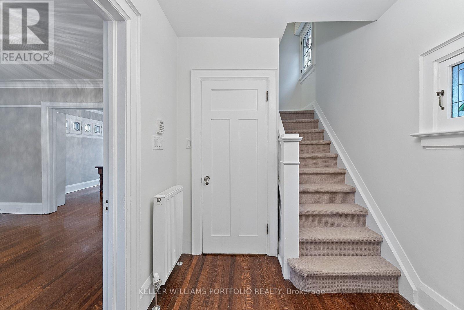 145 Glengrove Avenue W, Toronto, Ontario  M4R 1P1 - Photo 6 - C12827106