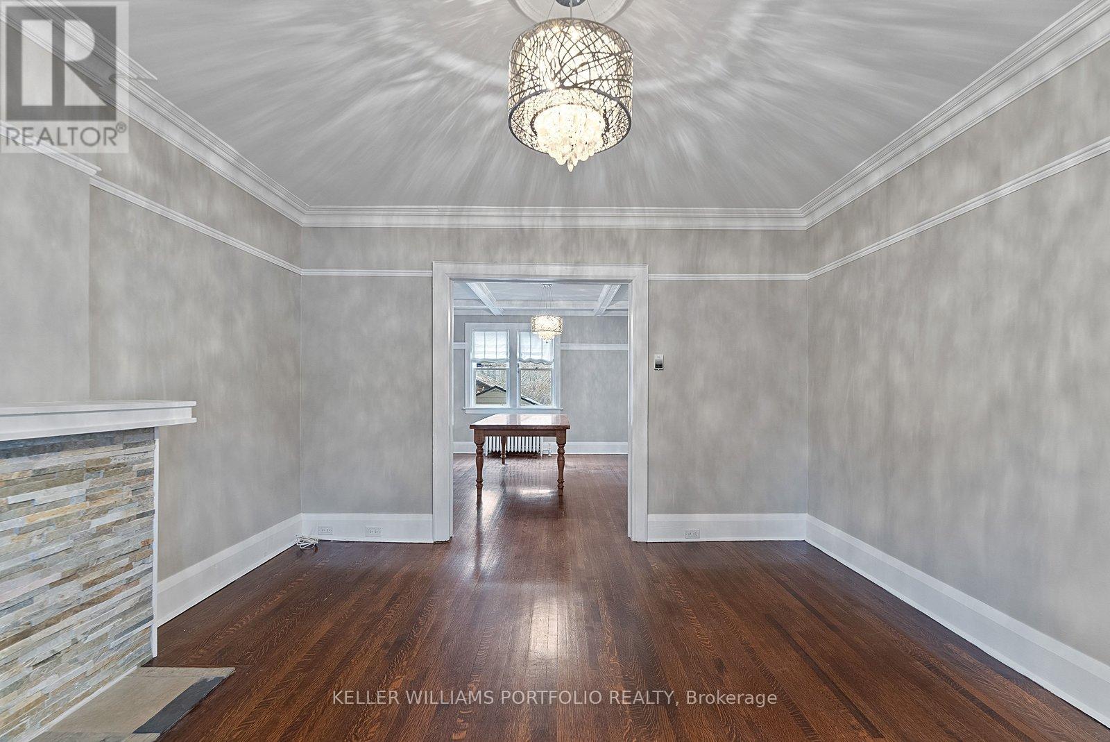 145 Glengrove Avenue W, Toronto, Ontario  M4R 1P1 - Photo 10 - C12827106