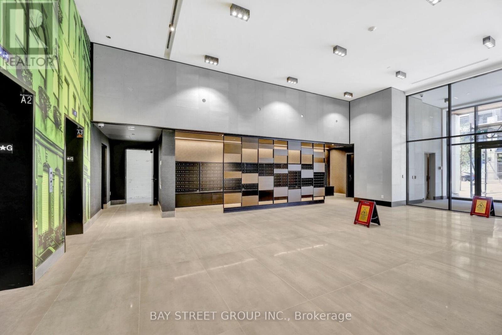 A1128 - 8119 Birchmount Road, Markham (Unionville), Ontario  L6G 0H5 - Photo 3 - N12892018