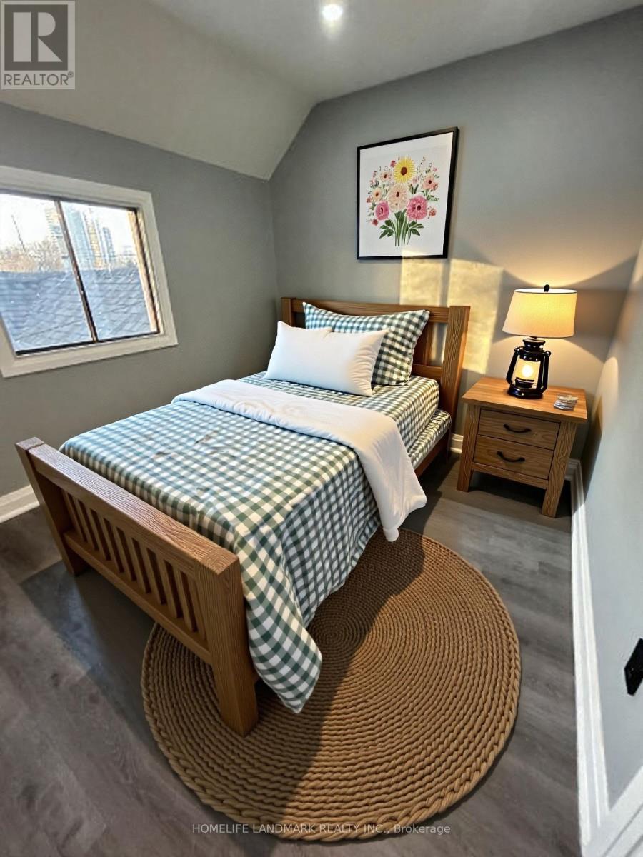 214 Burlington Street E, Hamilton (North End), Ontario  L8L 4H1 - Photo 9 - X12775994