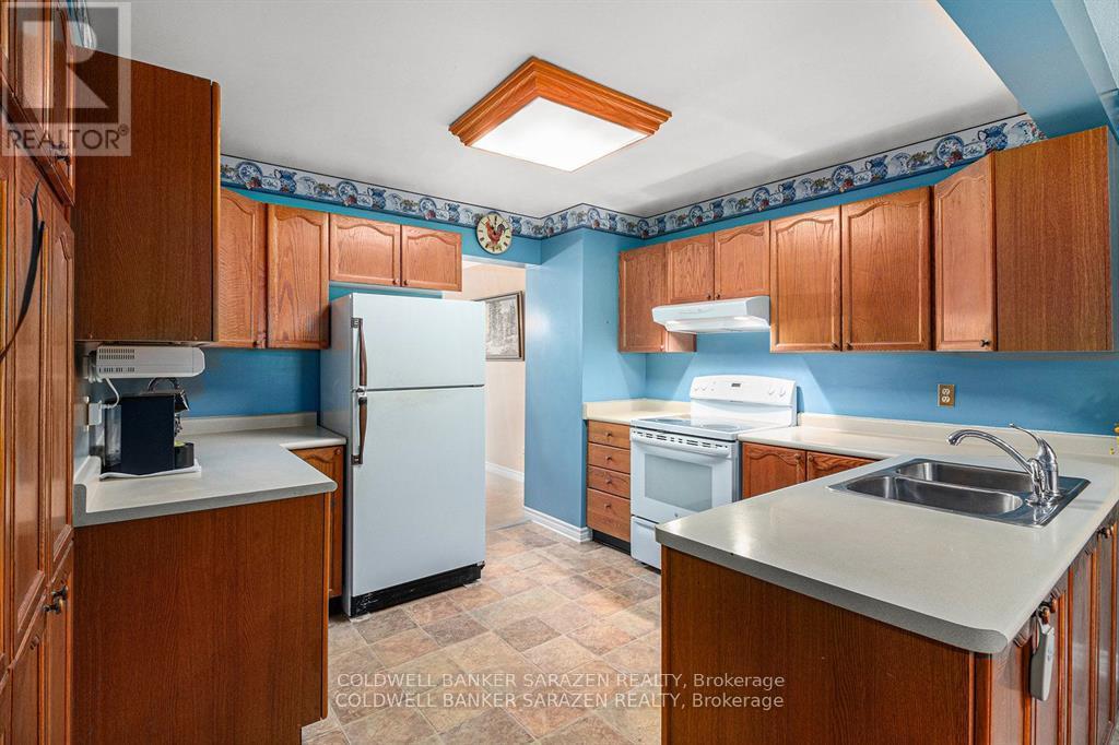 557 Latour Crescent, Ottawa, Ontario  K4A 1N6 - Photo 6 - X12888604