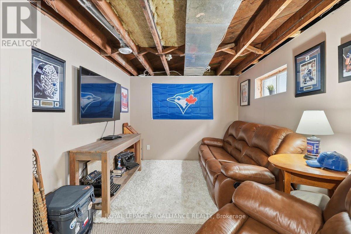 28 Fairway Avenue, Belleville, Ontario  K8N 4B3 - Photo 32 - X12893318