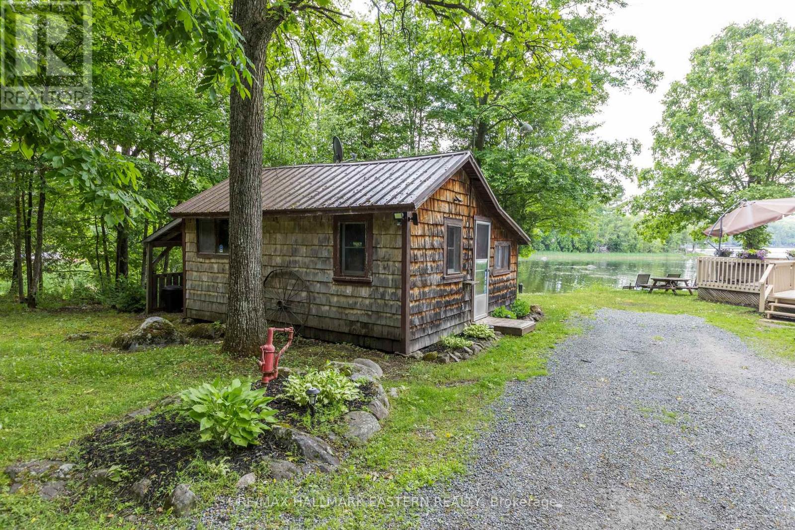 504 Pine Point Lane, Madoc, Ontario  K0K 2K0 - Photo 24 - X12893366