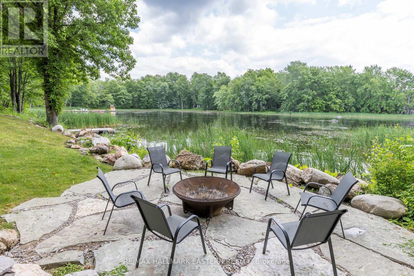 504 Pine Point Lane, Madoc, Ontario  K0K 2K0 - Photo 7 - X12893366