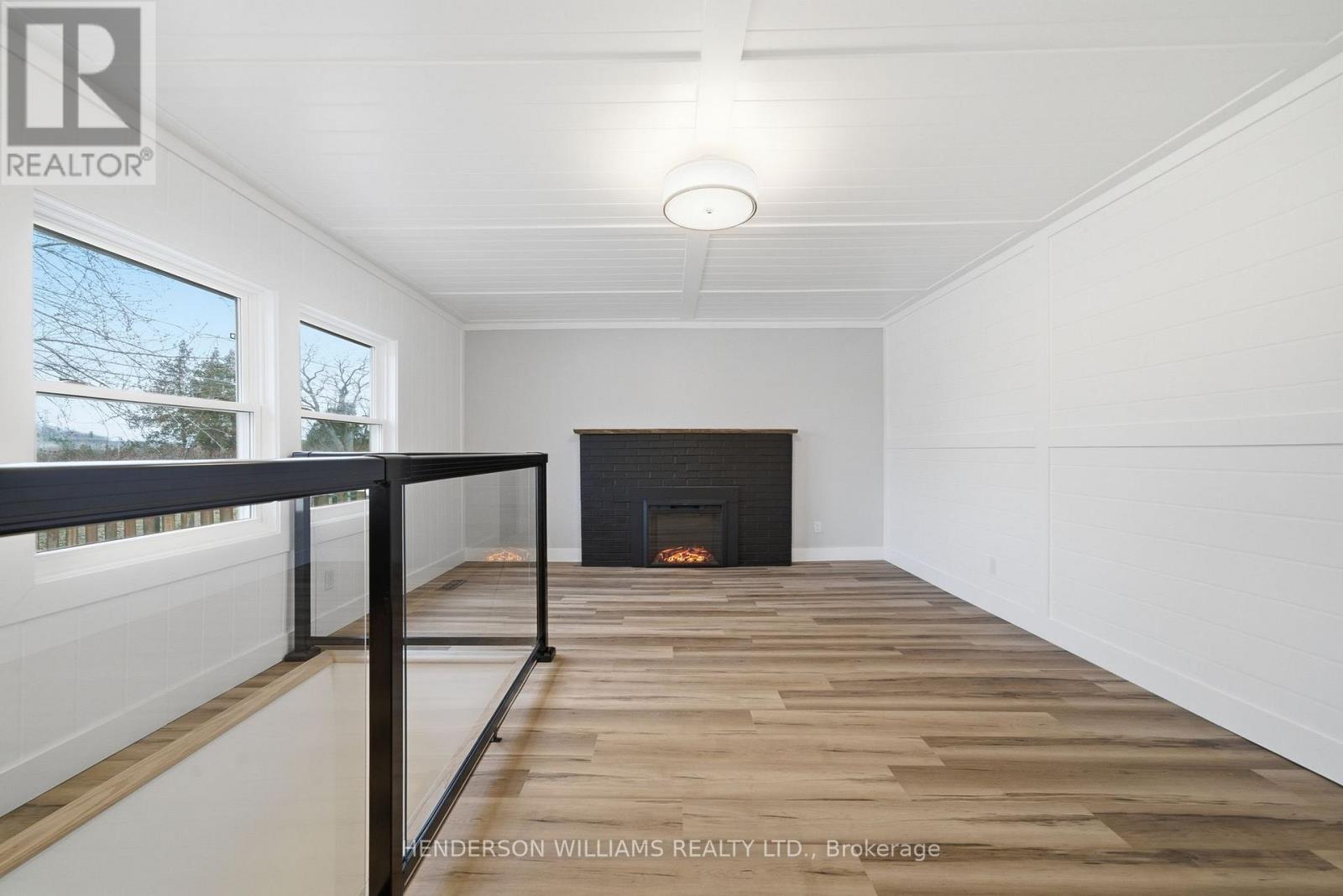 732 Glen Miller Road, Quinte West, Ontario  K8V 5P8 - Photo 8 - X12893440