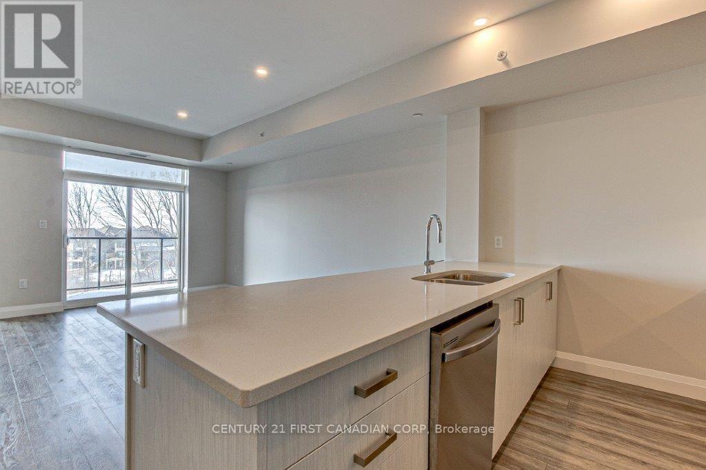 110 - 200 Callaway Road, London North, Ontario  N6G 3X6 - Photo 4 - X12893334