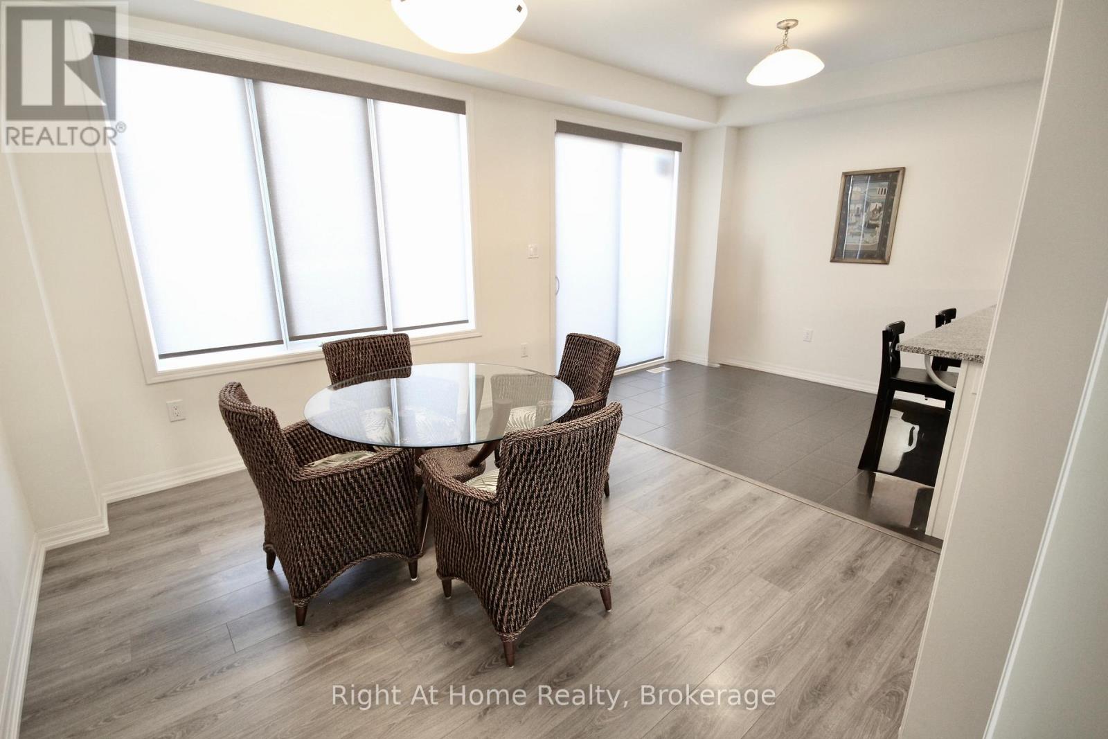 119 Stork Street, Oakville, Ontario  L6H 7C8 - Photo 13 - W12441085