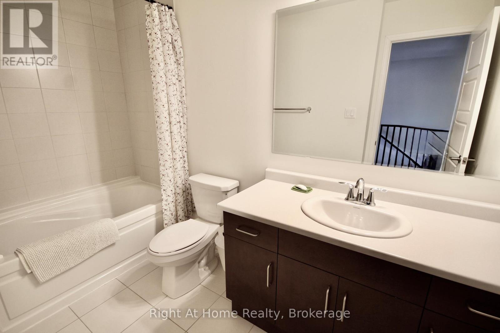 119 Stork Street, Oakville, Ontario  L6H 7C8 - Photo 28 - W12441085