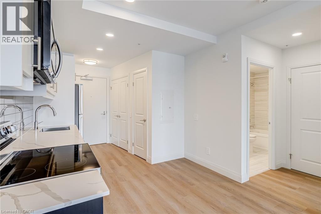 1333 Weber Street E Unit# 301, Kitchener, Ontario  N2A 1C2 - Photo 2 - 40812643