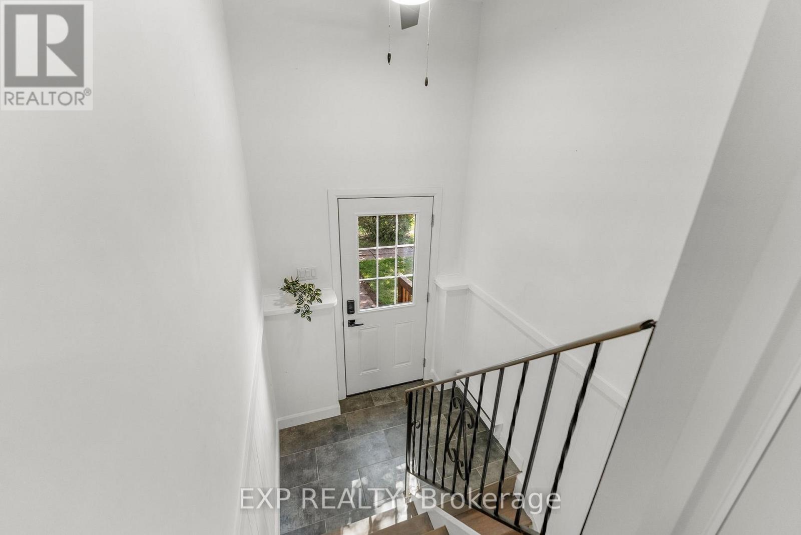 146 Barnet Boulevard, Renfrew, Ontario  K7V 4C7 - Photo 2 - X12893290