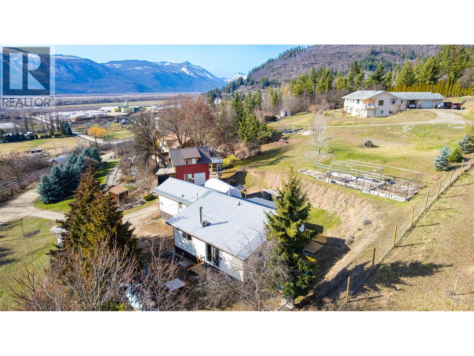 820 Packing Shed Road, Wynndel, British Columbia  V0B 2N2 - Photo 6 - 10379740