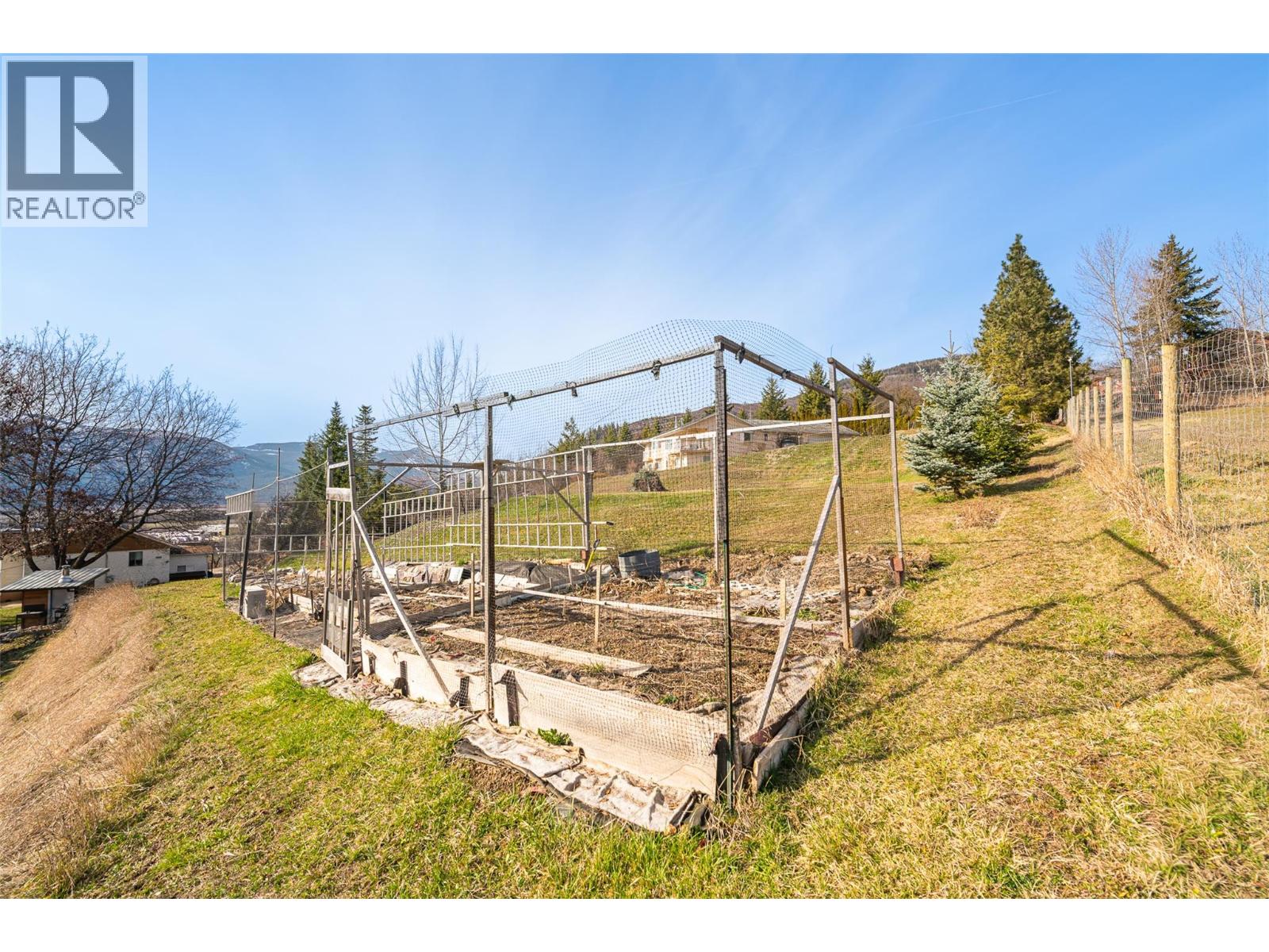 820 Packing Shed Road, Wynndel, British Columbia  V0B 2N2 - Photo 10 - 10379740