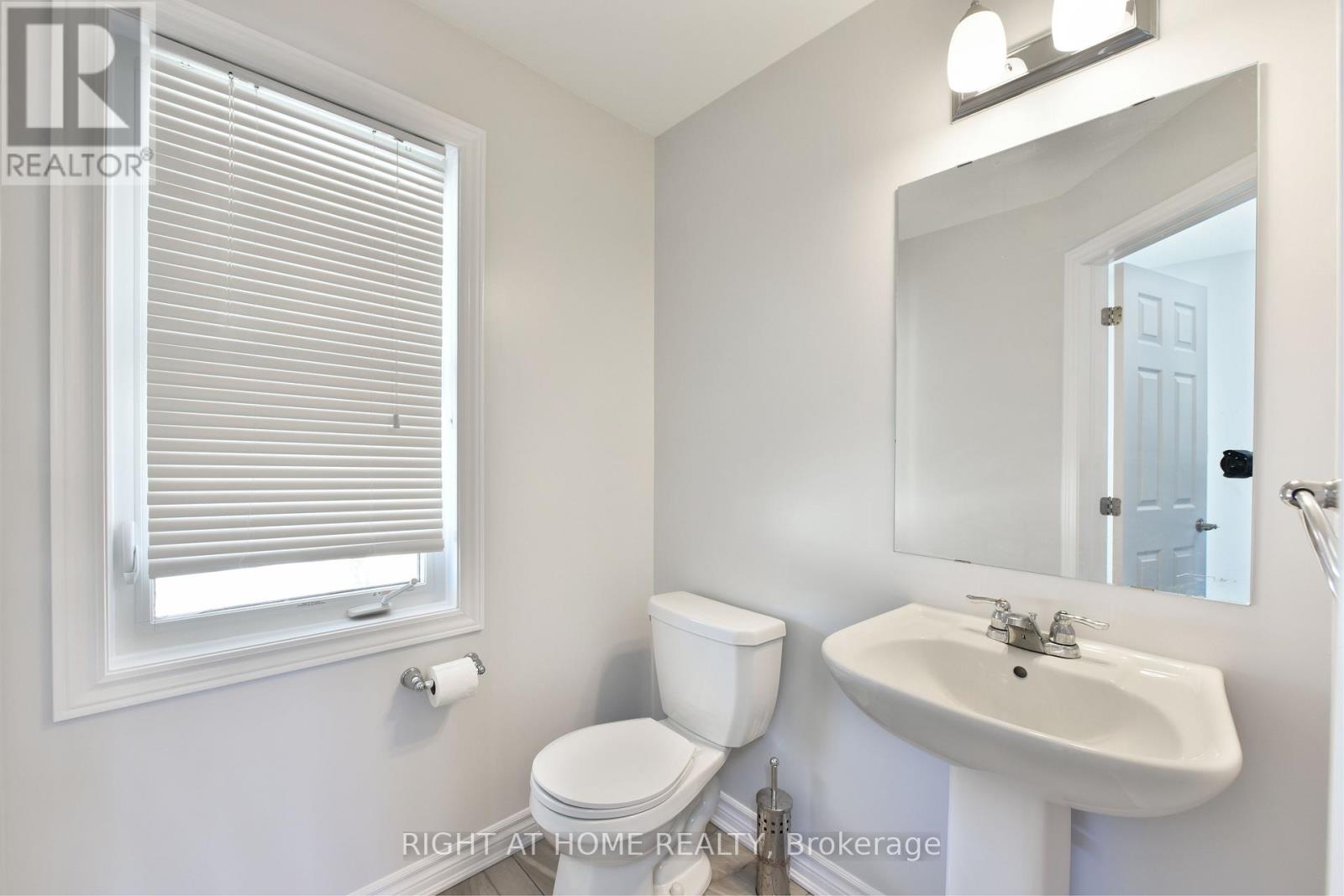 598 Malahat Way, Ottawa, Ontario  K2V 0J7 - Photo 13 - X12893468