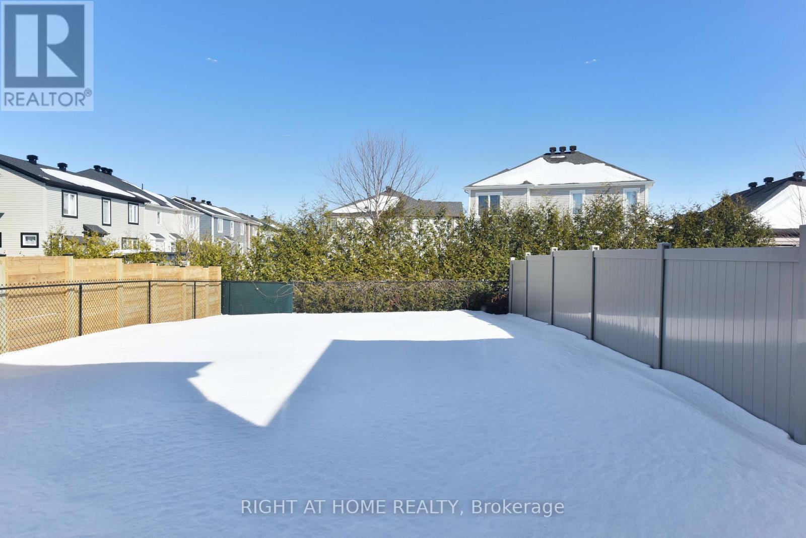 598 Malahat Way, Ottawa, Ontario  K2V 0J7 - Photo 3 - X12893468