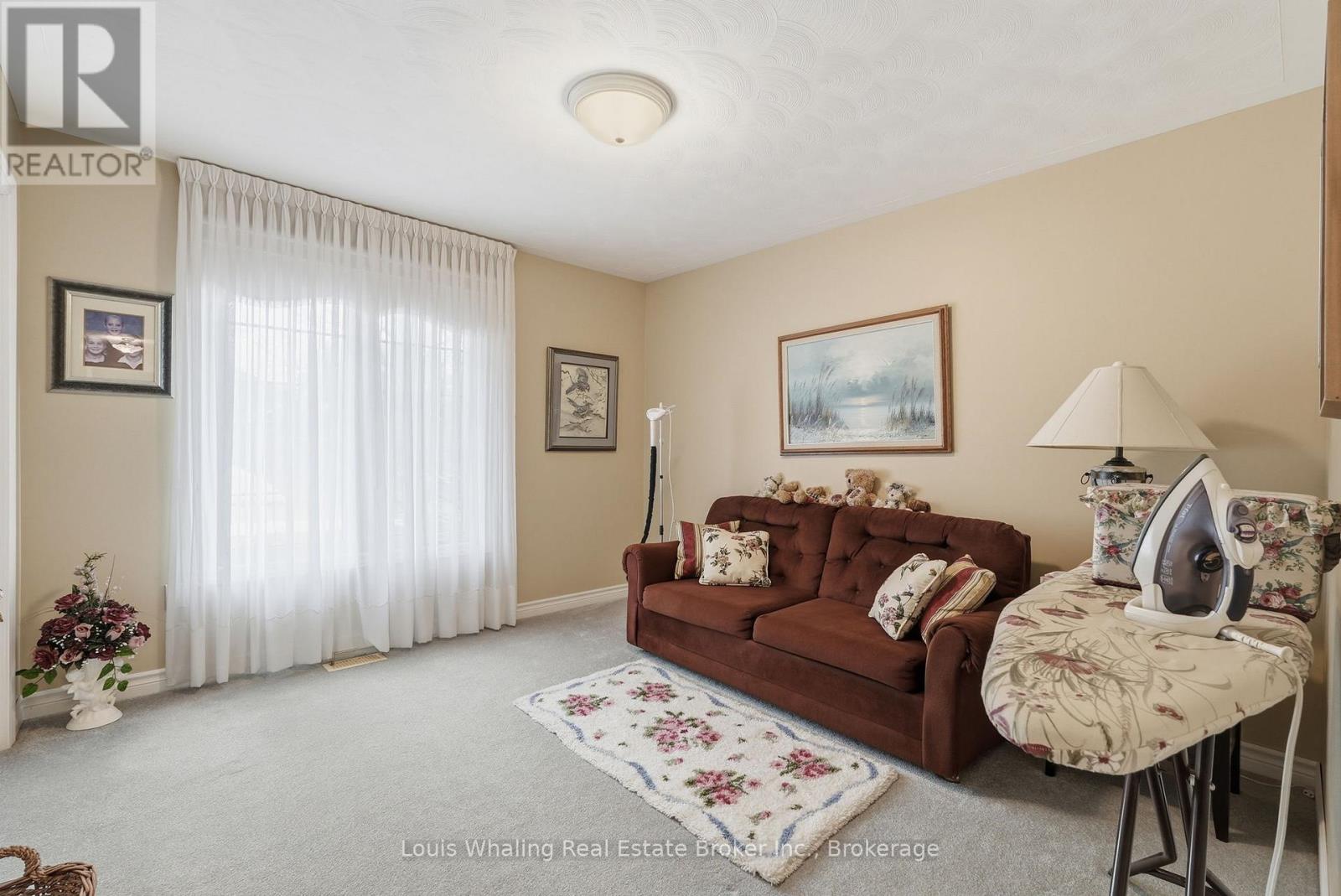 711 21st A Avenue, Hanover, Ontario  N4N 3M2 - Photo 17 - X12883654