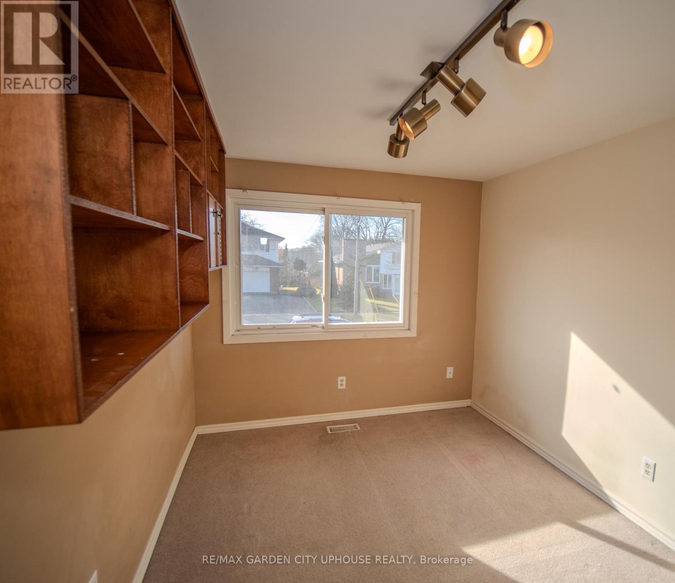 4430 Dovewood Drive, Niagara Falls (Morrison), Ontario  L2E 6M1 - Photo 8 - X12893402