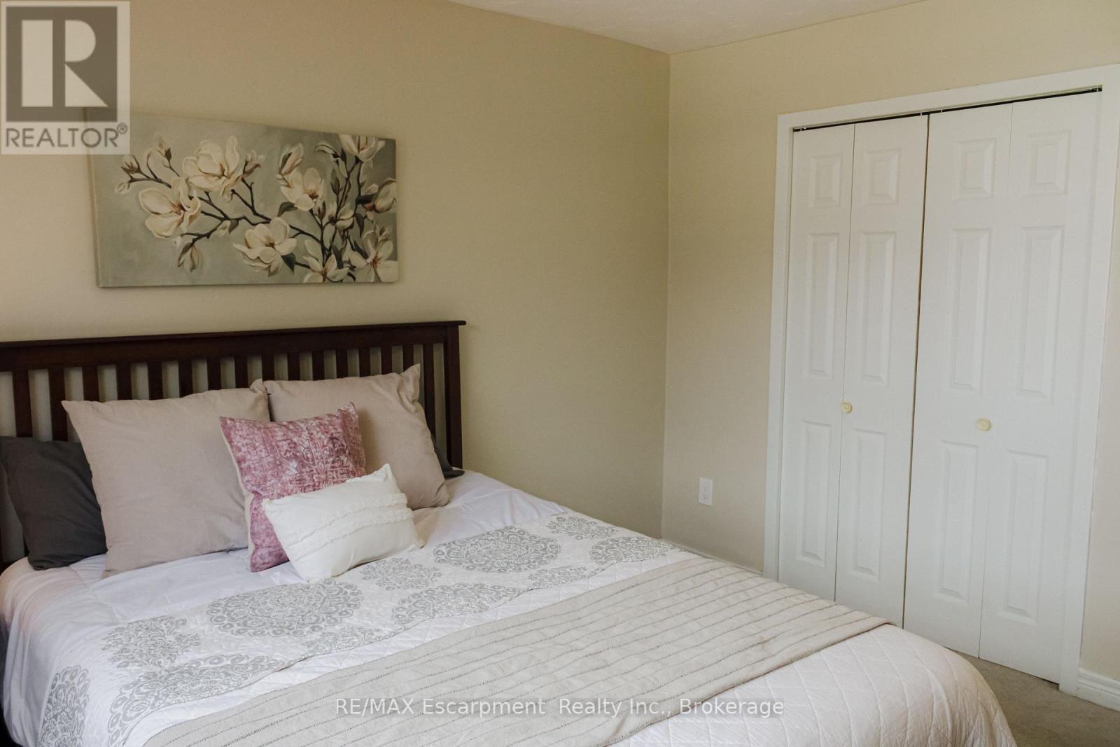 203 - 485 Thorold Road, Welland (Prince Charles), Ontario  L3C 3X1 - Photo 17 - X12893296