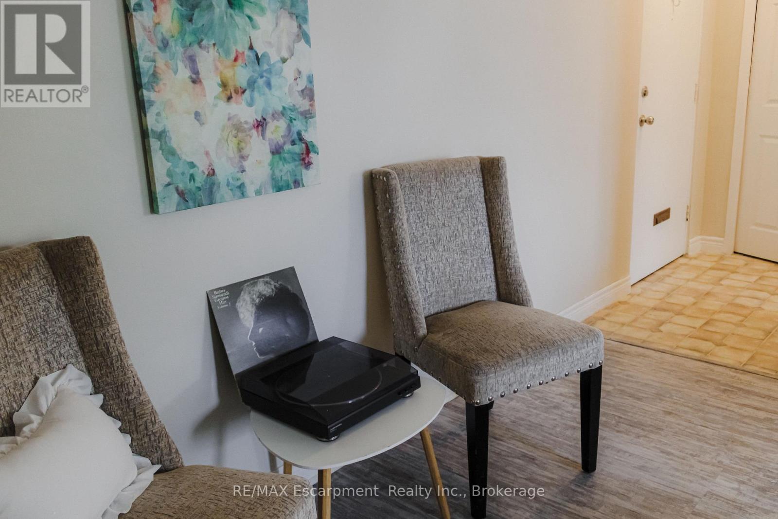 203 - 485 Thorold Road, Welland (Prince Charles), Ontario  L3C 3X1 - Photo 22 - X12893296