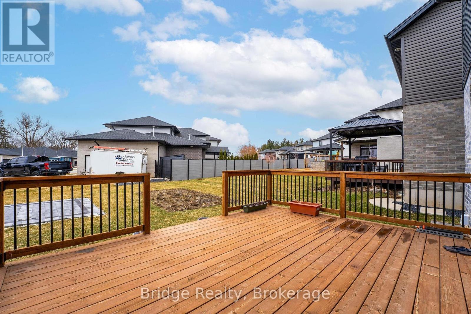 161 Hemlock Street, Woodstock (Woodstock - North), Ontario  N4S 0E4 - Photo 39 - X12893324