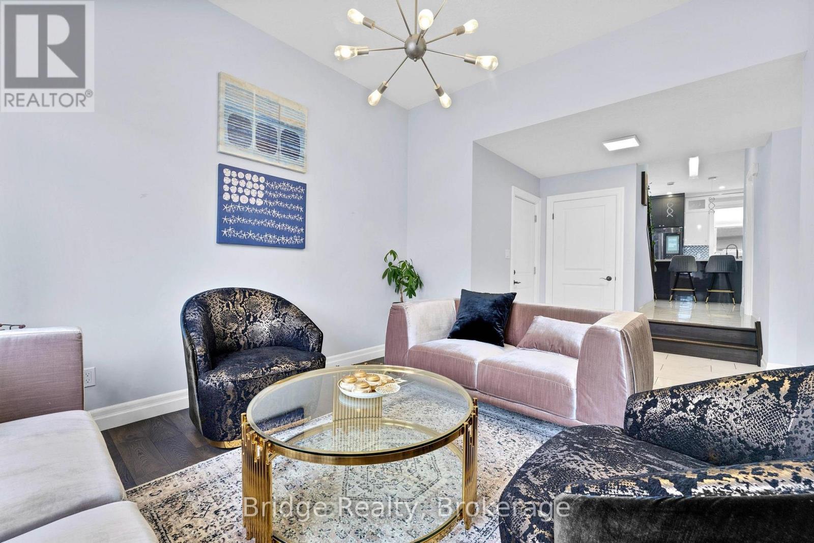 161 Hemlock Street, Woodstock (Woodstock - North), Ontario  N4S 0E4 - Photo 8 - X12893324