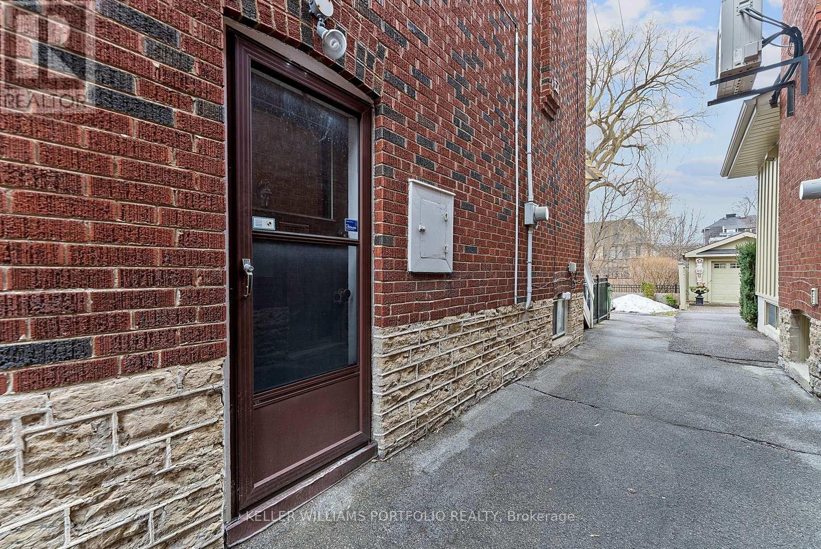 145 Glengrove Avenue W, Toronto, Ontario  M4R 1P1 - Photo 43 - C12827106