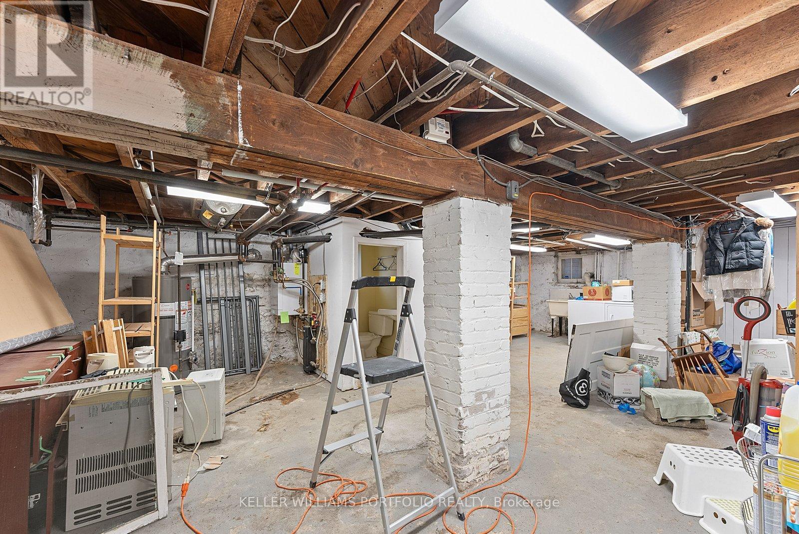 145 Glengrove Avenue W, Toronto, Ontario  M4R 1P1 - Photo 38 - C12827106