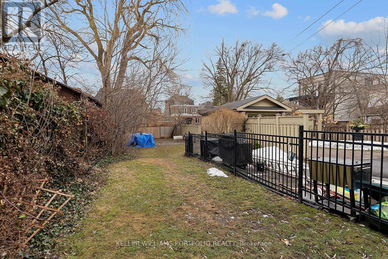 145 Glengrove Avenue W, Toronto, Ontario  M4R 1P1 - Photo 44 - C12827106