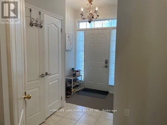 29 Borjana Boulevard, Vaughan, Ontario  L4J 0E7 - Photo 4 - N12865064