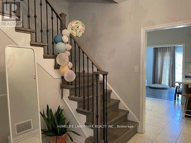 29 Borjana Boulevard, Vaughan, Ontario  L4J 0E7 - Photo 6 - N12865064