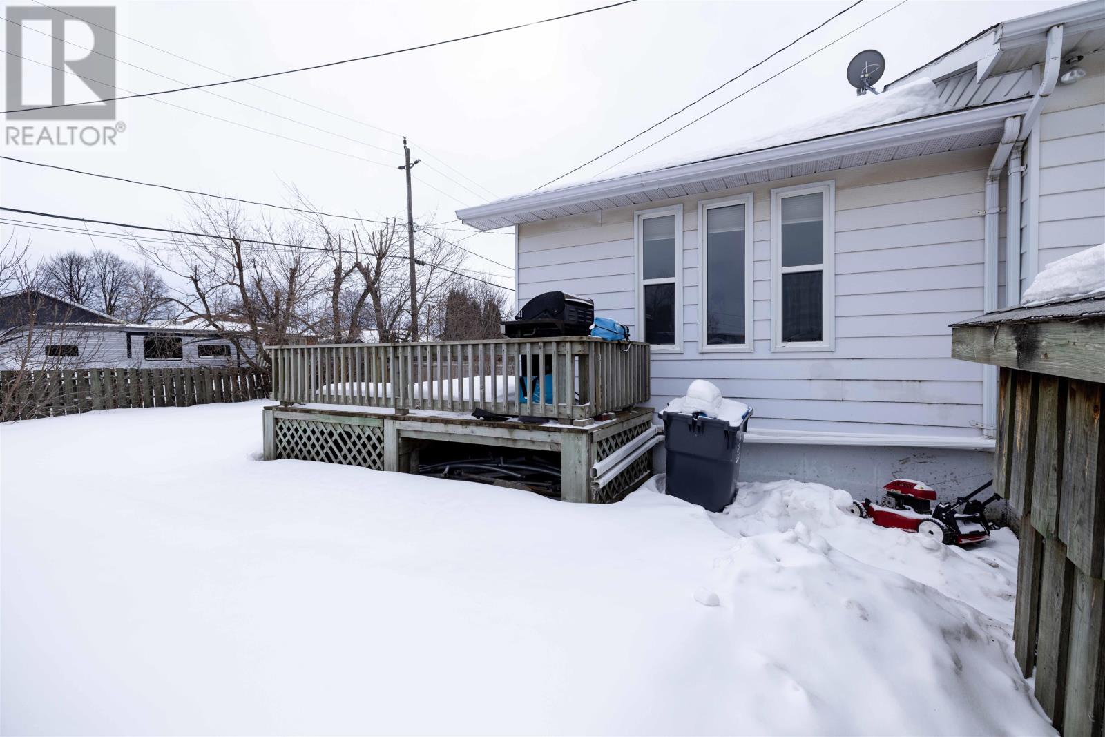 418 Edward St N, Thunder Bay, Ontario  P7C 4P4 - Photo 32 - TB2600466