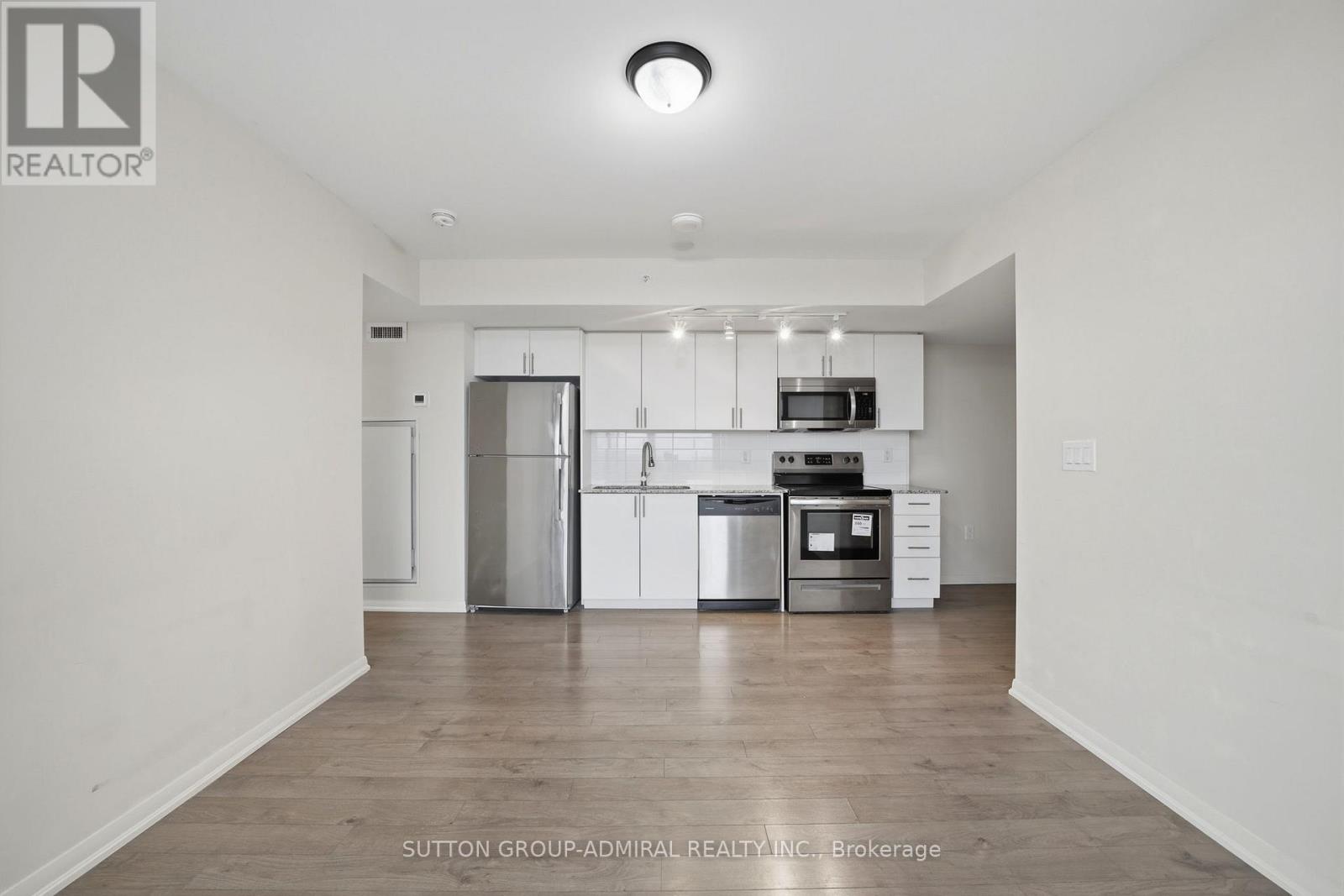 908 - 3091 Dufferin Street, Toronto, Ontario  M6A 0C4 - Photo 11 - W12828358