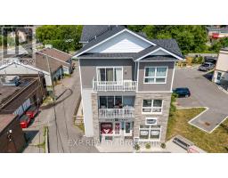 17 MOORE STREET, Carleton Place, Ontario